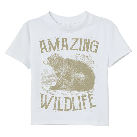 Amazing Wildlife Bear T-Shirt | Nature & Animal Lover Gift | Outdoor Adventure Graphic Tee for Hikers Wildlife Enthusiasts