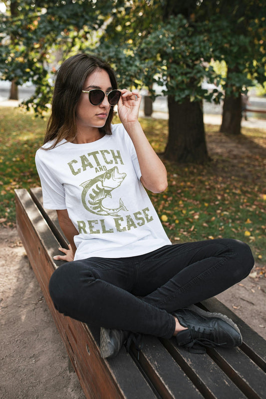 Catch and Release Fishing T-Shirt – Outdoor Angler Graphic Tee for Men and Women – Fisherman Gift – Bass Fishing Shirt – Vintage Style